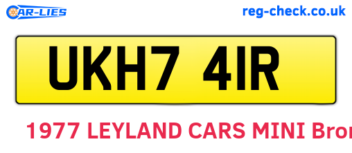 UKH741R are the vehicle registration plates.
