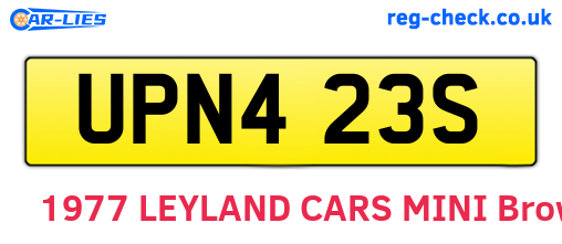 UPN423S are the vehicle registration plates.
