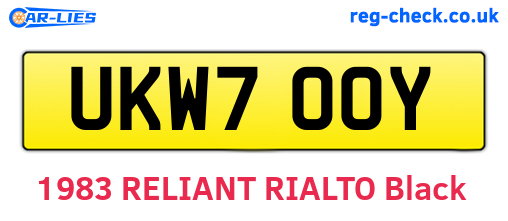 UKW700Y are the vehicle registration plates.