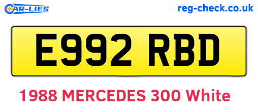 E992RBD are the vehicle registration plates.