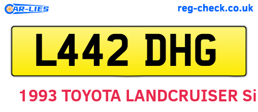 L442DHG are the vehicle registration plates.