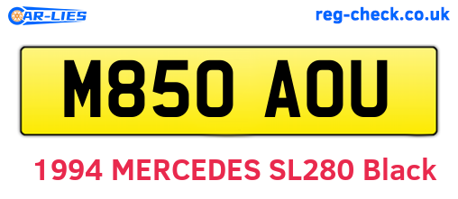 M850AOU are the vehicle registration plates.