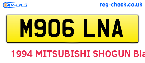 M906LNA are the vehicle registration plates.