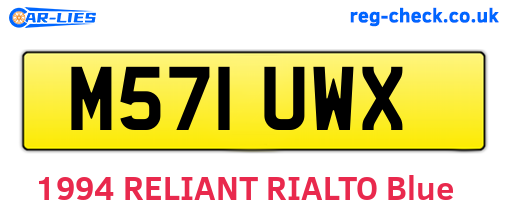M571UWX are the vehicle registration plates.