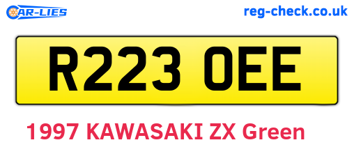R223OEE are the vehicle registration plates.