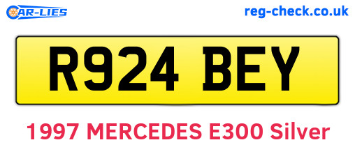R924BEY are the vehicle registration plates.