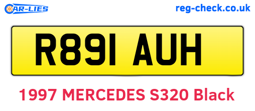 R891AUH are the vehicle registration plates.