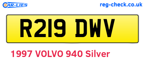 R219DWV are the vehicle registration plates.