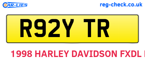 R92YTR are the vehicle registration plates.