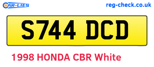 S744DCD are the vehicle registration plates.