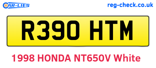 R390HTM are the vehicle registration plates.