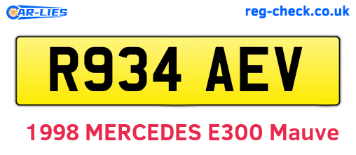 R934AEV are the vehicle registration plates.