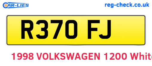 R37OFJ are the vehicle registration plates.