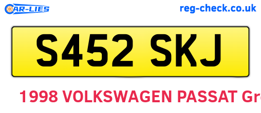 S452SKJ are the vehicle registration plates.