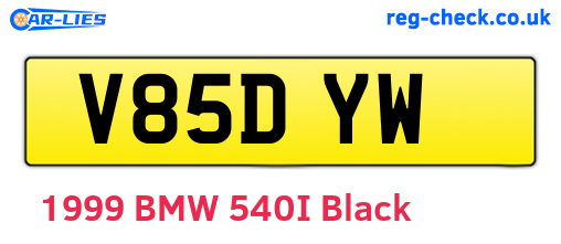 V85DYW are the vehicle registration plates.