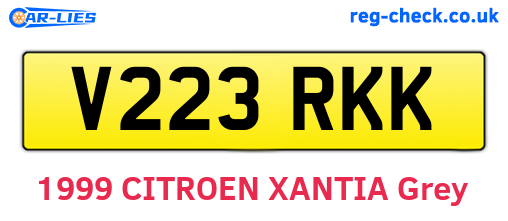 V223RKK are the vehicle registration plates.
