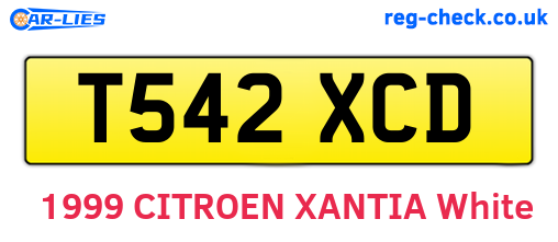 T542XCD are the vehicle registration plates.
