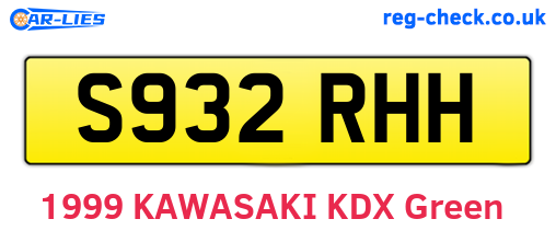 S932RHH are the vehicle registration plates.