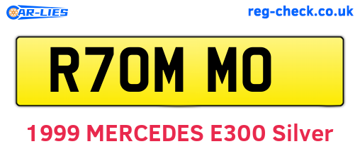 R70MMO are the vehicle registration plates.