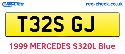 T32SGJ are the vehicle registration plates.