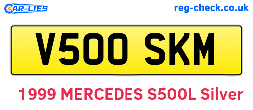 V500SKM are the vehicle registration plates.