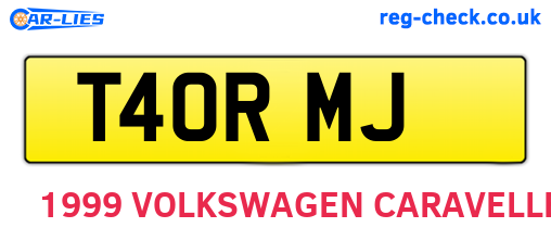 T40RMJ are the vehicle registration plates.