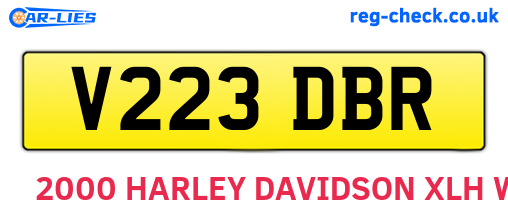 V223DBR are the vehicle registration plates.