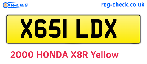 X651LDX are the vehicle registration plates.