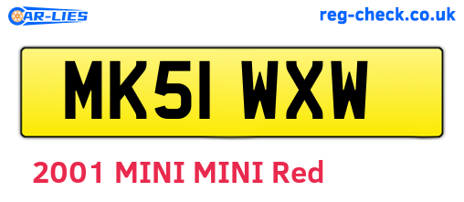 MK51WXW are the vehicle registration plates.