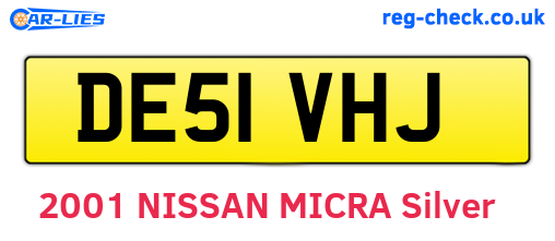 DE51VHJ are the vehicle registration plates.