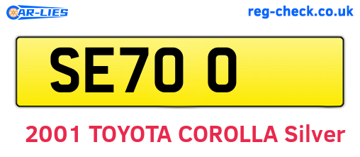 SE700 are the vehicle registration plates.