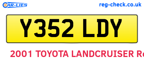 Y352LDY are the vehicle registration plates.