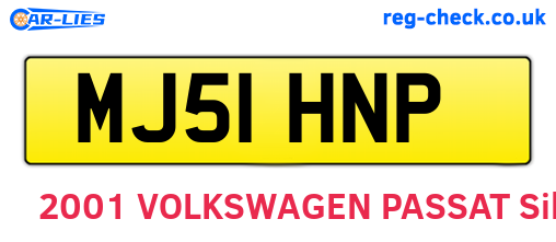 MJ51HNP are the vehicle registration plates.