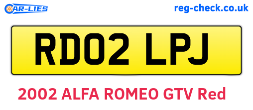RD02LPJ are the vehicle registration plates.