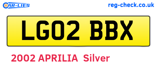 LG02BBX are the vehicle registration plates.