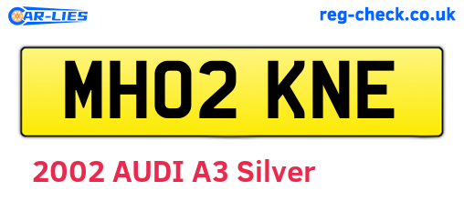 MH02KNE are the vehicle registration plates.