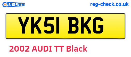 YK51BKG are the vehicle registration plates.
