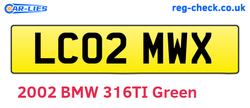LC02MWX are the vehicle registration plates.