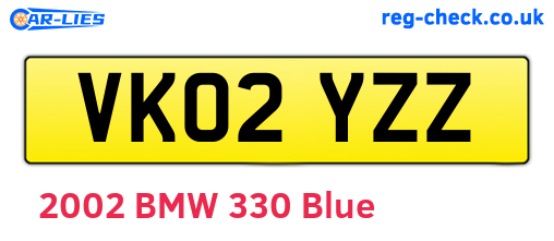 VK02YZZ are the vehicle registration plates.