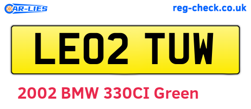 LE02TUW are the vehicle registration plates.