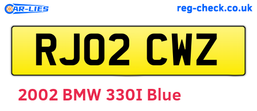 RJ02CWZ are the vehicle registration plates.