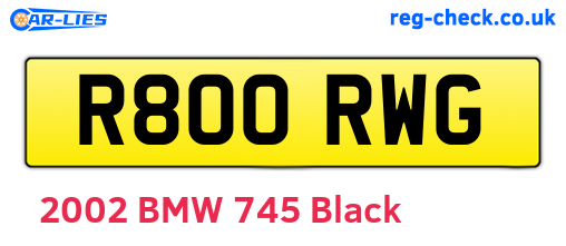 R800RWG are the vehicle registration plates.