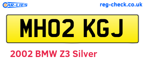 MH02KGJ are the vehicle registration plates.