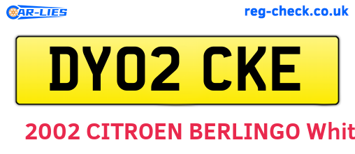 DY02CKE are the vehicle registration plates.