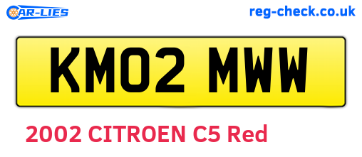 KM02MWW are the vehicle registration plates.