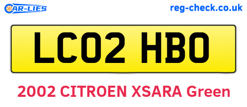 LC02HBO are the vehicle registration plates.
