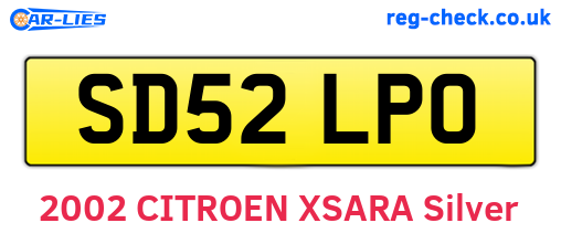 SD52LPO are the vehicle registration plates.