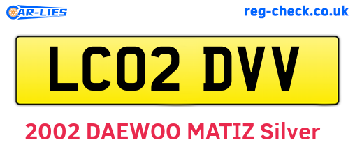 LC02DVV are the vehicle registration plates.