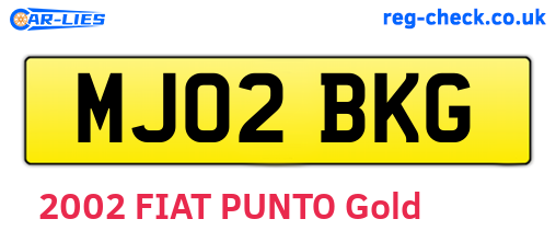 MJ02BKG are the vehicle registration plates.