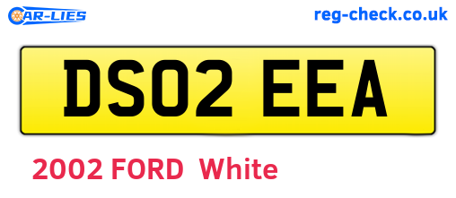 DS02EEA are the vehicle registration plates.